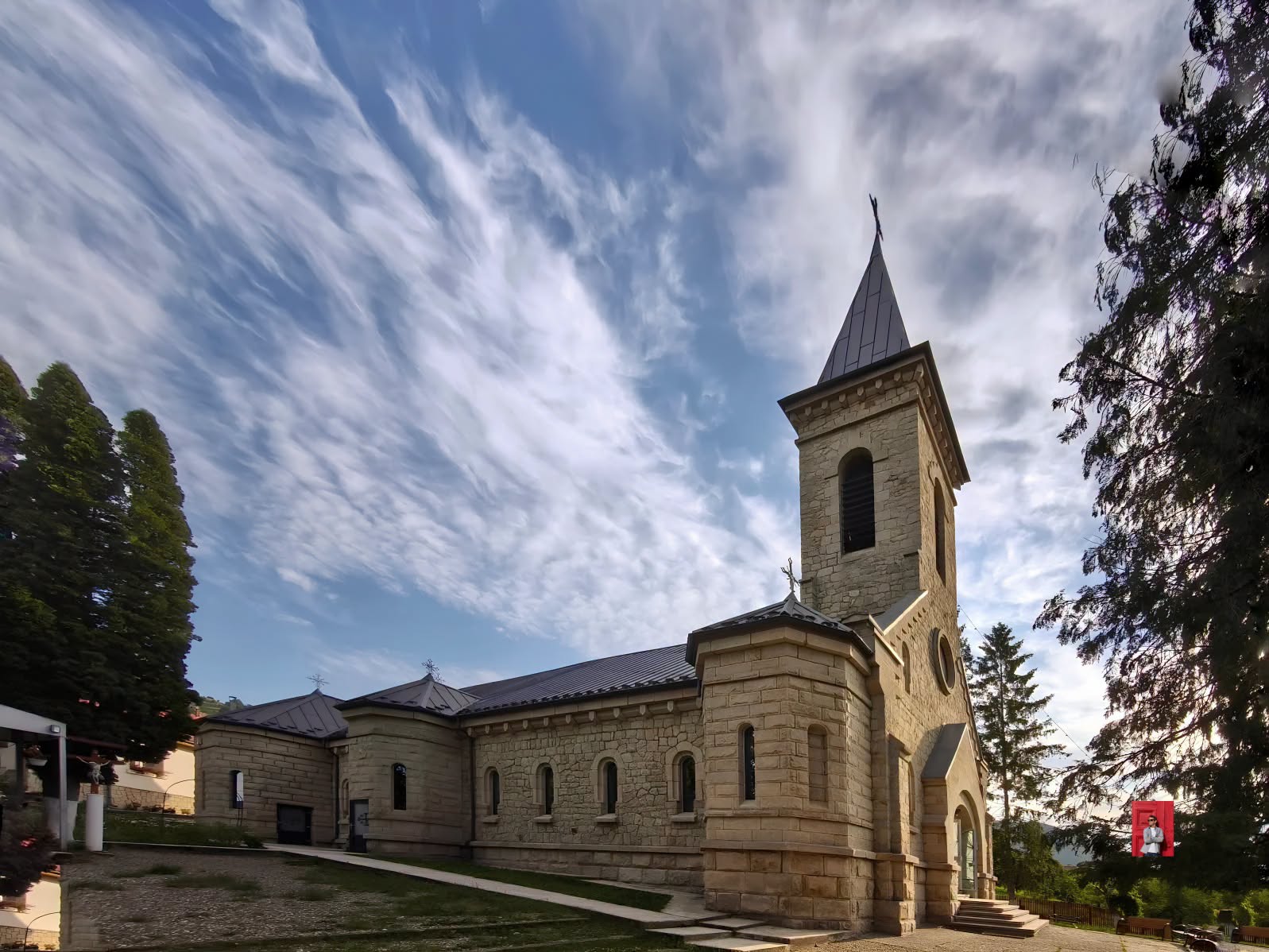biserica-catolica-sf-ana-ciresoaia